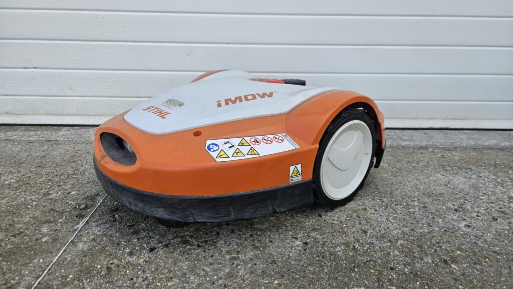 Robot STIHL RMI 632 PC d'occasion vendu chez Beghin motoculture